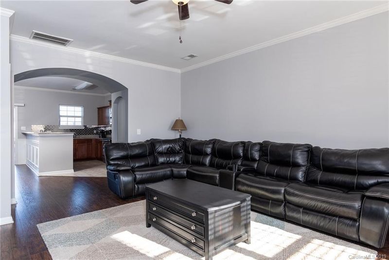 209 Halton Crossing Dr, Concord, NC 28027