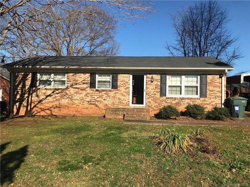 618 Walls St, Gastonia, NC 28054