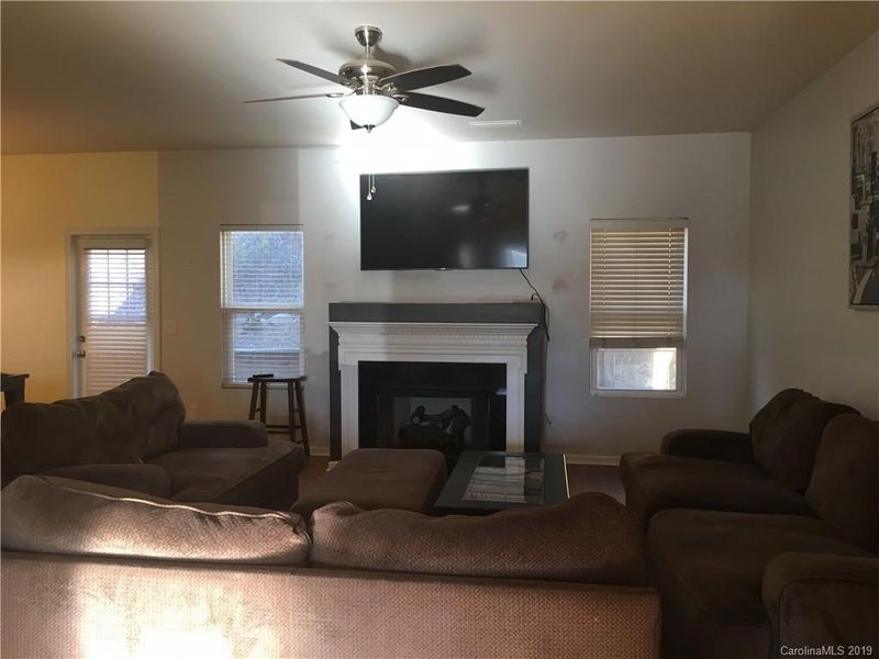 57 Ashton Bluff Cir, Mount Holly, NC 28120
