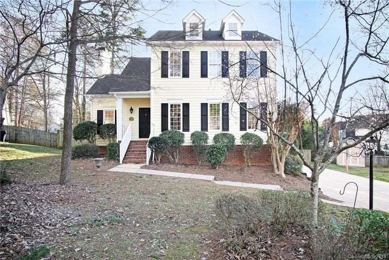 11106 Muses Ct, Matthews, NC 28105