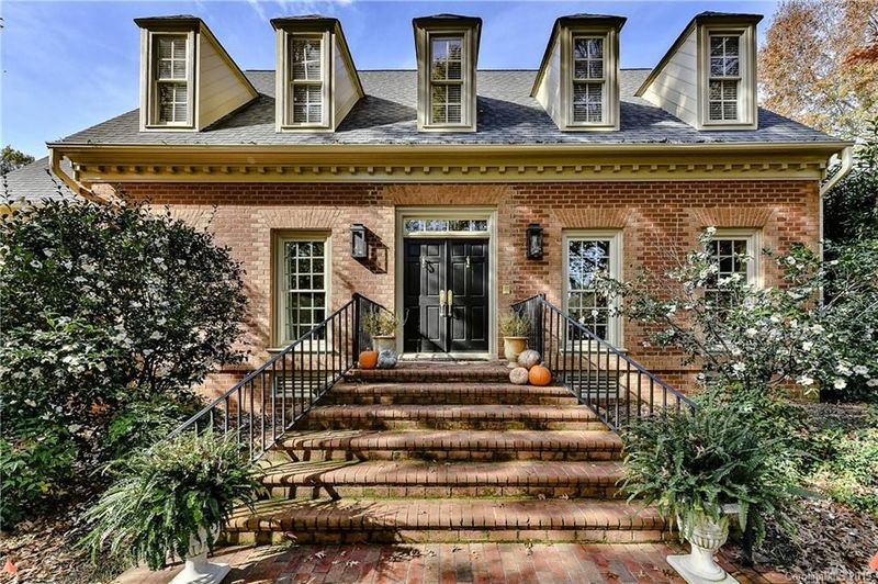 3400 Meadow Bluff Dr, Charlotte, NC 28226