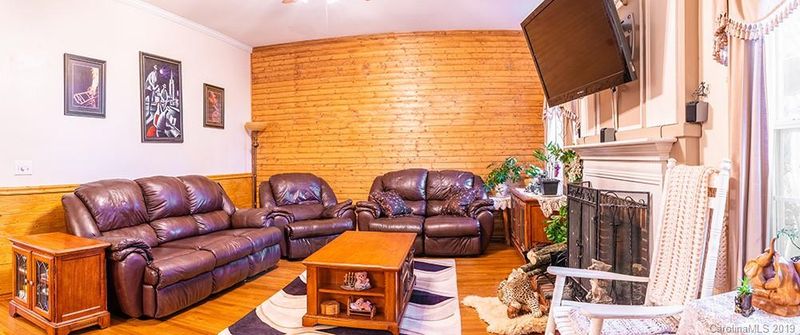 8831 Cedar Run Way, Charlotte, NC 28273