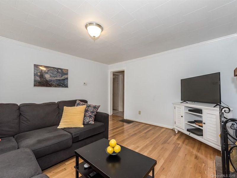 402 Louise Ave, Belmont, NC 28012