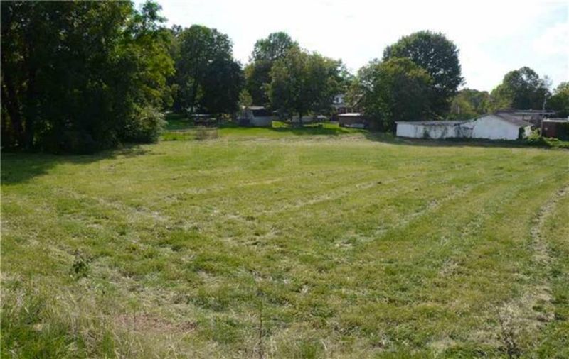 400 N Main Ave, Maiden, NC 28650