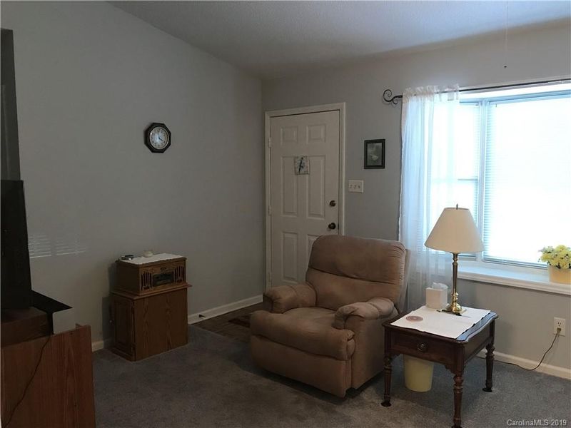 1143 Mckinnon Dr, Rock Hill, SC 29732
