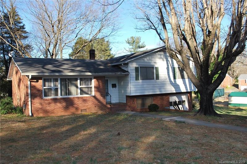 340 Dunavant Ln, Statesville, NC 28677