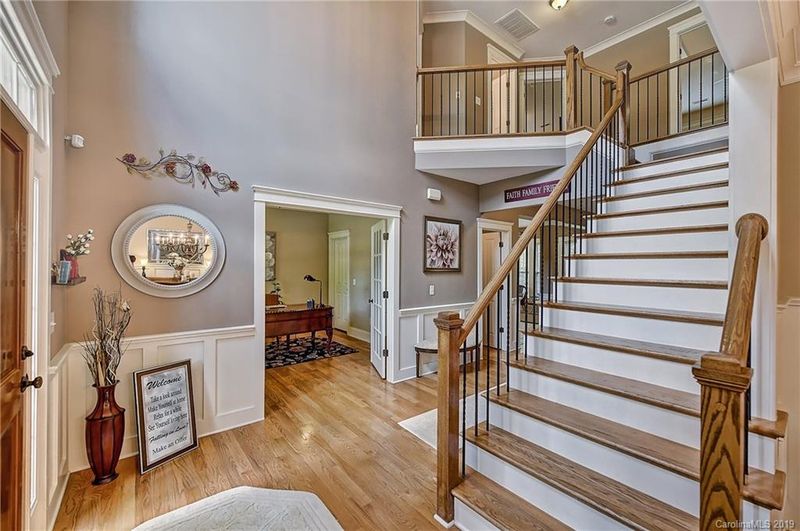 1103 Dobson Dr, Waxhaw, NC 28173