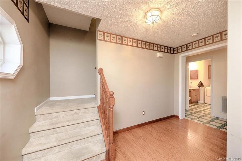 3811 Cool Branch Dr #15, Maiden, NC 28650