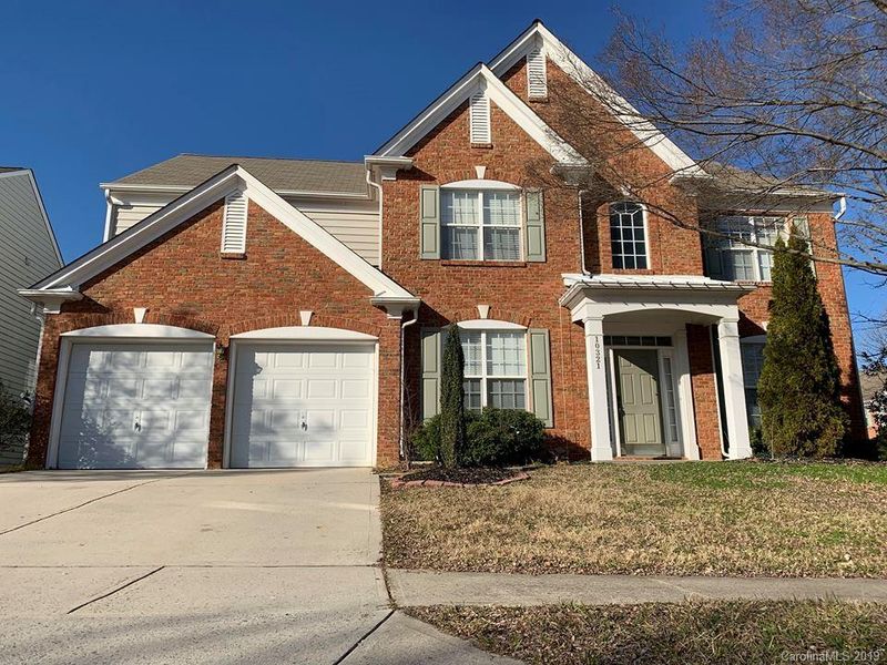 10321 Scotch Pine Cir, Charlotte, NC 28262