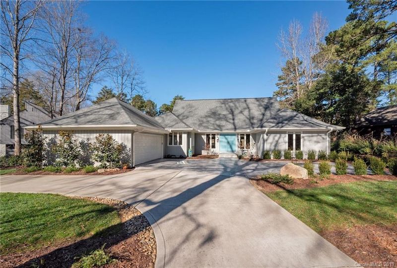 3512 Windbluff Dr, Charlotte, NC 28277