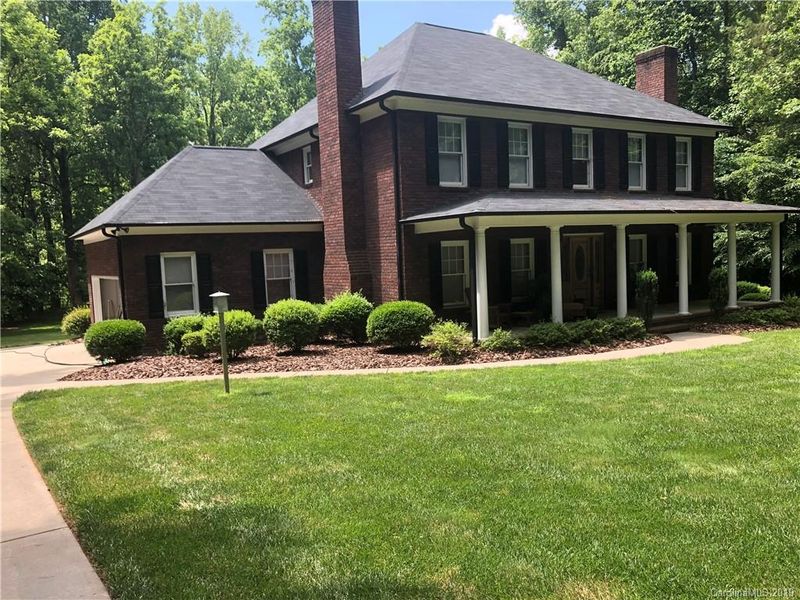 5455 Deer Run Ct, Davidson, NC 28036