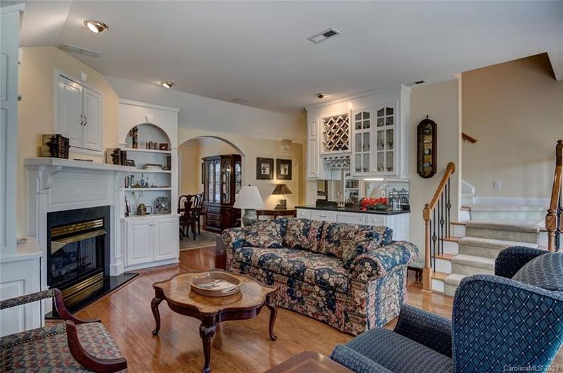 2969 Elder Ct, Gastonia, NC 28054