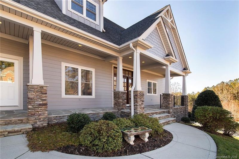 7384 Thornblade Ct, Denver, NC 28037