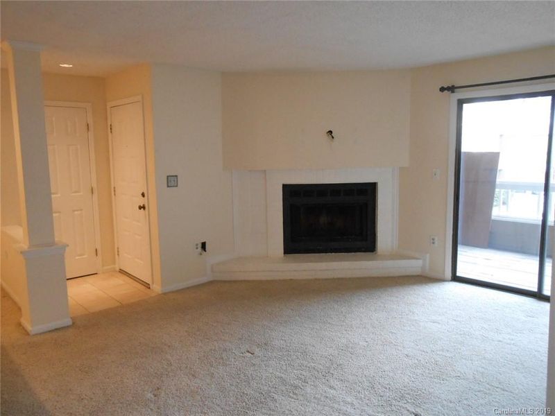413 W 8th St #L, Charlotte, NC 28202