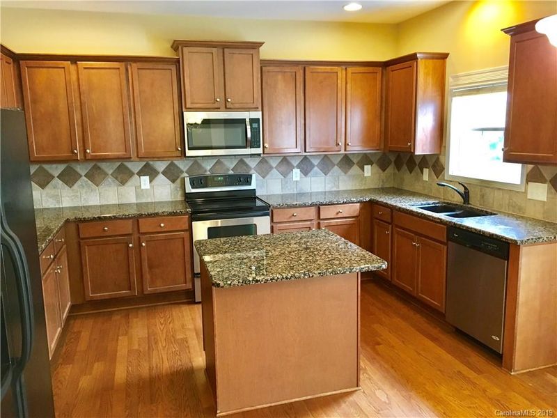 3652 Burnage Hall Rd, Harrisburg, NC 28075