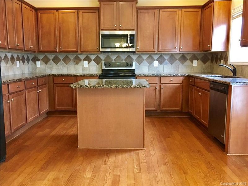 3652 Burnage Hall Rd, Harrisburg, NC 28075