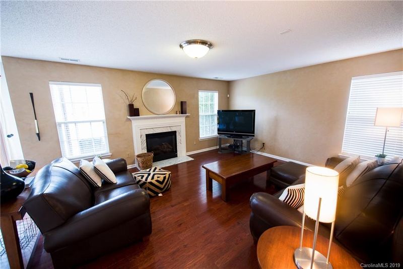 4048 Evelyn Ave, Charlotte, NC 28213