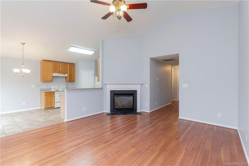 11834 Cheviott Hill Ln, Charlotte, NC 28213