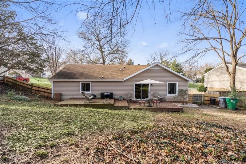 11613 Park Rd, Charlotte, NC 28226