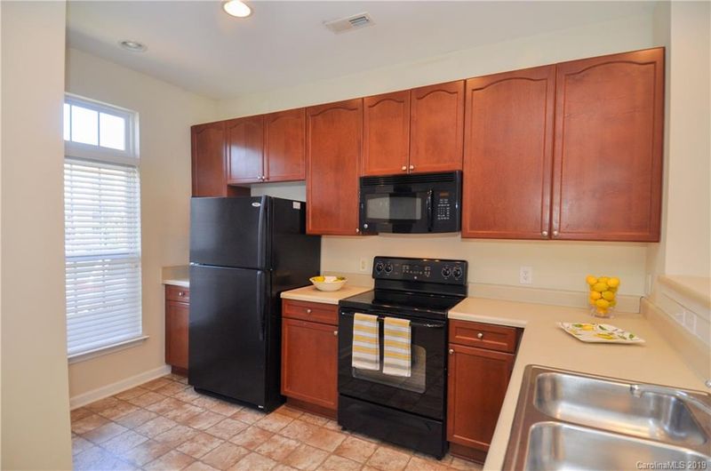 534 Jetton St, Davidson, NC 28036