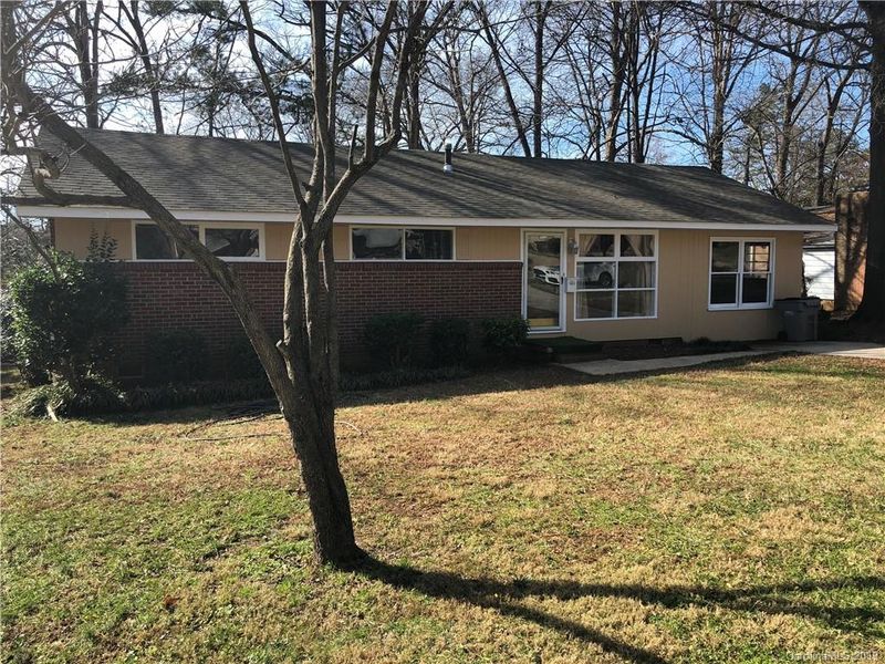 1237 Lynhurst Dr, Gastonia, NC 28052