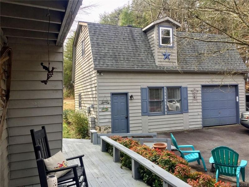 7849 Tradewinds Dr, Sherrills Ford, NC 28673