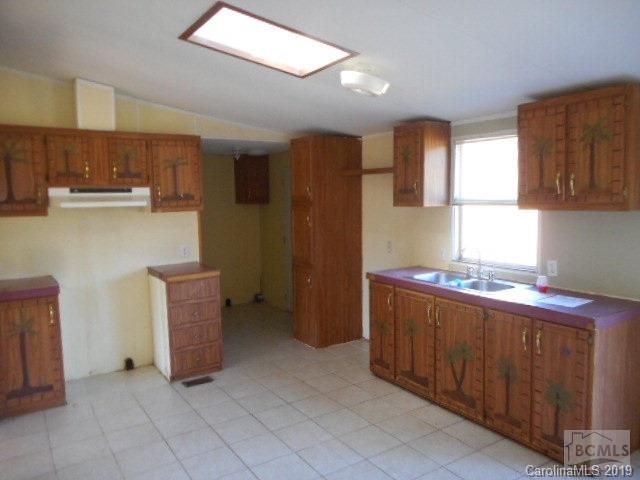 1366 Seminole Trail Rd, Maiden, NC 28650