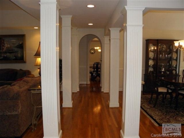 1959 Kool Park Rd, Hickory, NC 28601