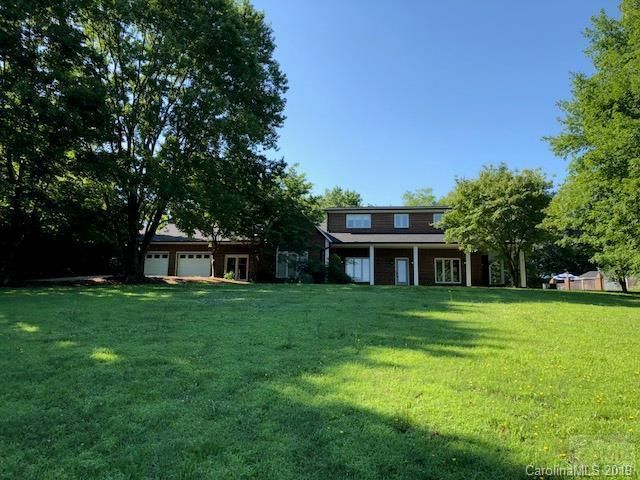 1314 Shirebourn, Hickory, NC 28602