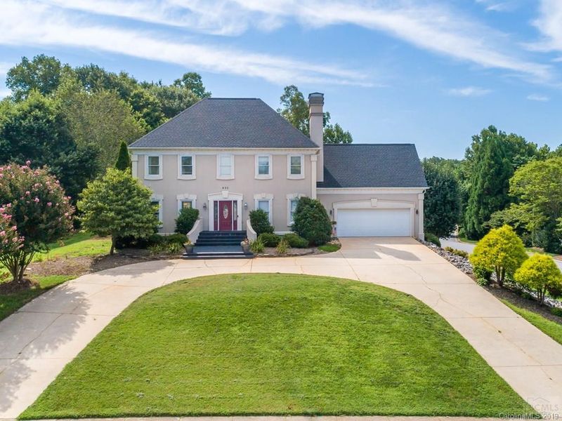 632 46th Ave Dr Ne, Hickory, NC 28601