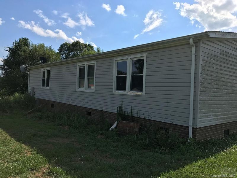 1942 Houston Mill Rd, Conover, NC 28613