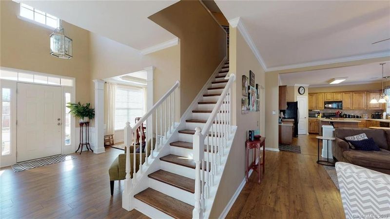 8312 Cutters Spring Dr, Waxhaw, NC 28173