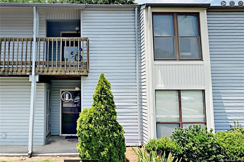 11055 Harrowfield Rd, Charlotte, NC 28226
