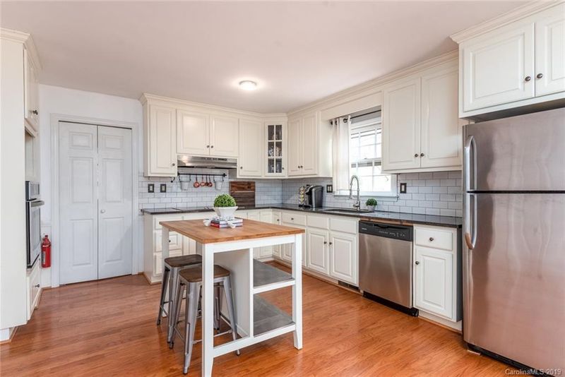 7401 Canterway Dr, Mint Hill, NC 28227