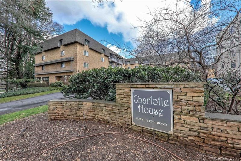 1323 Queens Rd #203, Charlotte, NC 28207