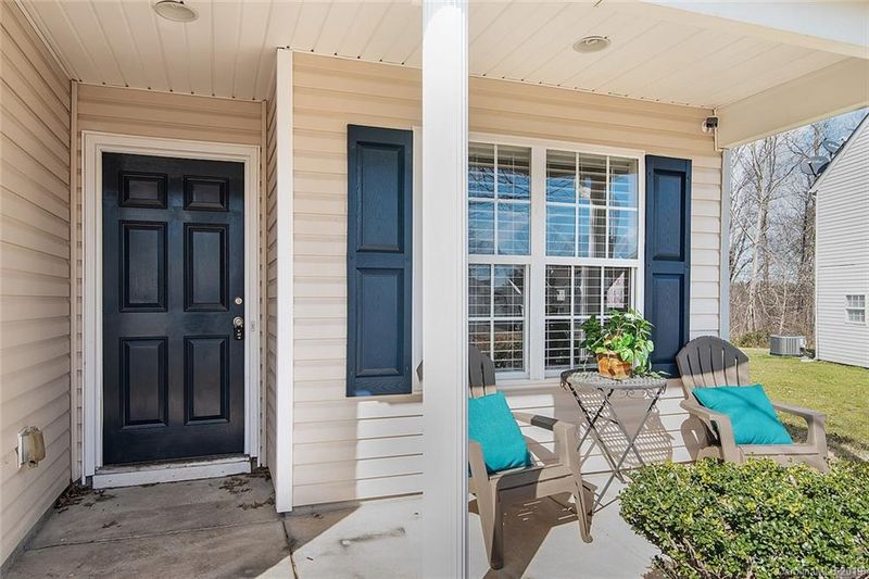 1146 Delander Ln, Charlotte, NC 28214
