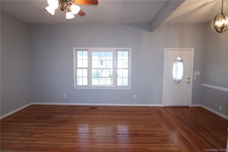 5 1st St, Cramerton, NC 28032