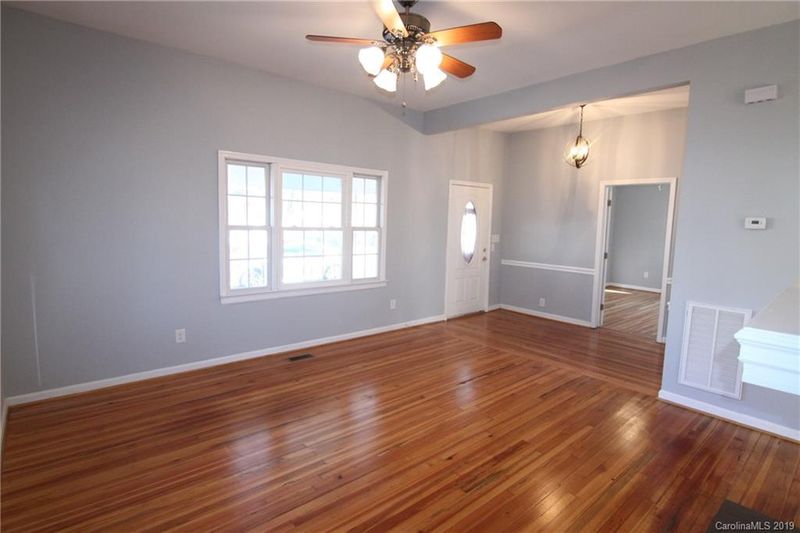 5 1st St, Cramerton, NC 28032