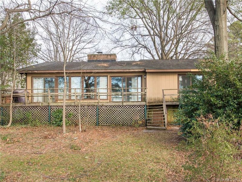 20621 Island Forest Dr, Cornelius, NC 28031