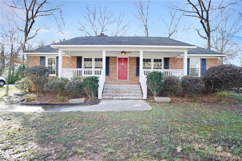 2110 Rainbrook Dr, Monroe, NC 28112