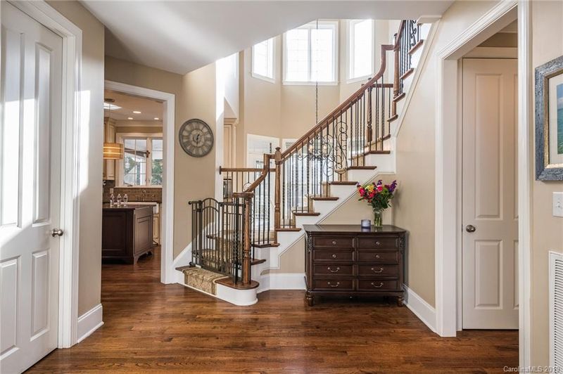 18532 Rollingdale Ln, Davidson, NC 28036