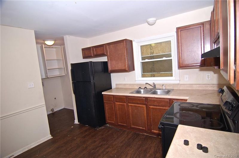 6600 Rosecran Dr, Charlotte, NC 28215
