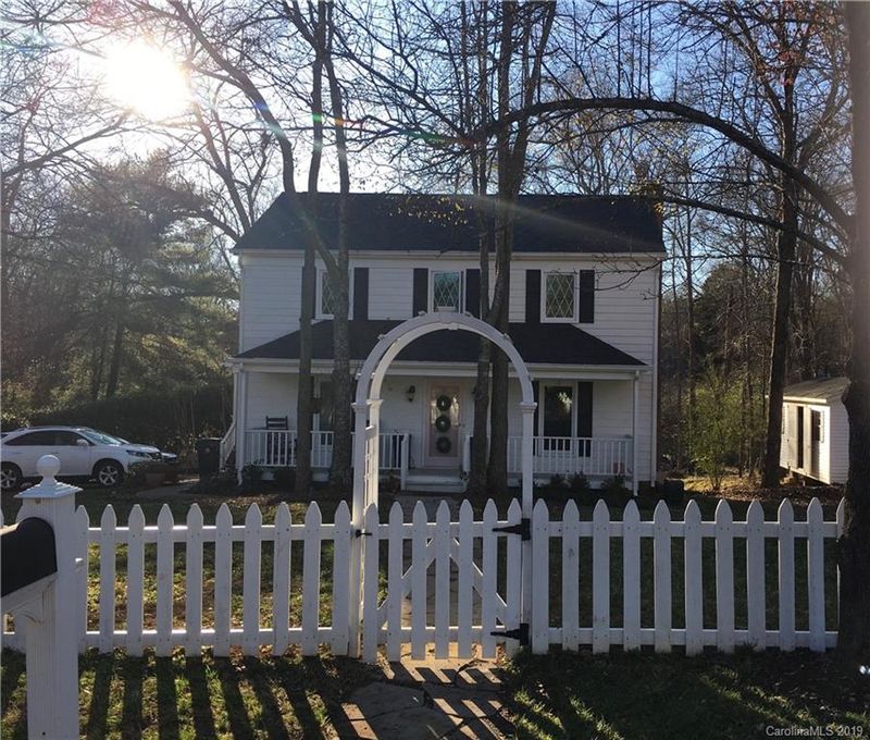 11728 Laurel Grove Ln, Charlotte, NC 28226