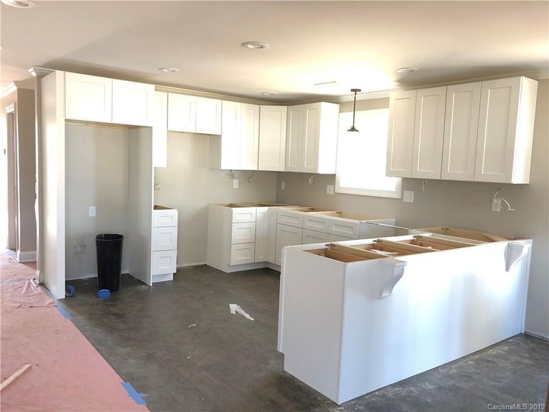 1708 South Point Rd, Belmont, NC 28012