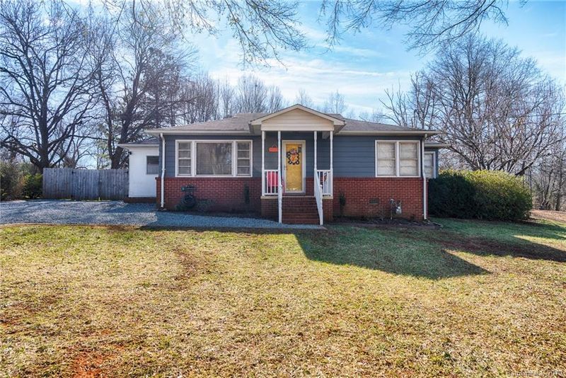 2206 Dale Ave, Lincolnton, NC 28092