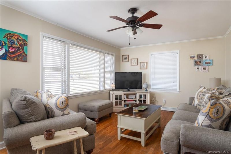 2206 Dale Ave, Lincolnton, NC 28092