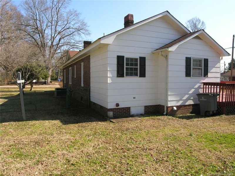 514 Park St, Kannapolis, NC 28083