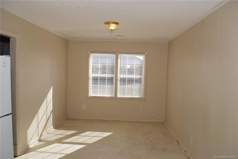 1210 Mclaughlin St, Statesville, NC 28677