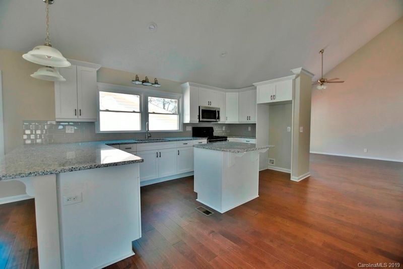1644 Estes Dr, Rock Hill, SC 29732