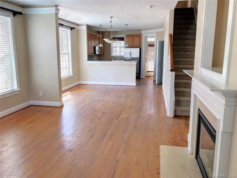 156 E Morehouse Ave, Mooresville, NC 28117